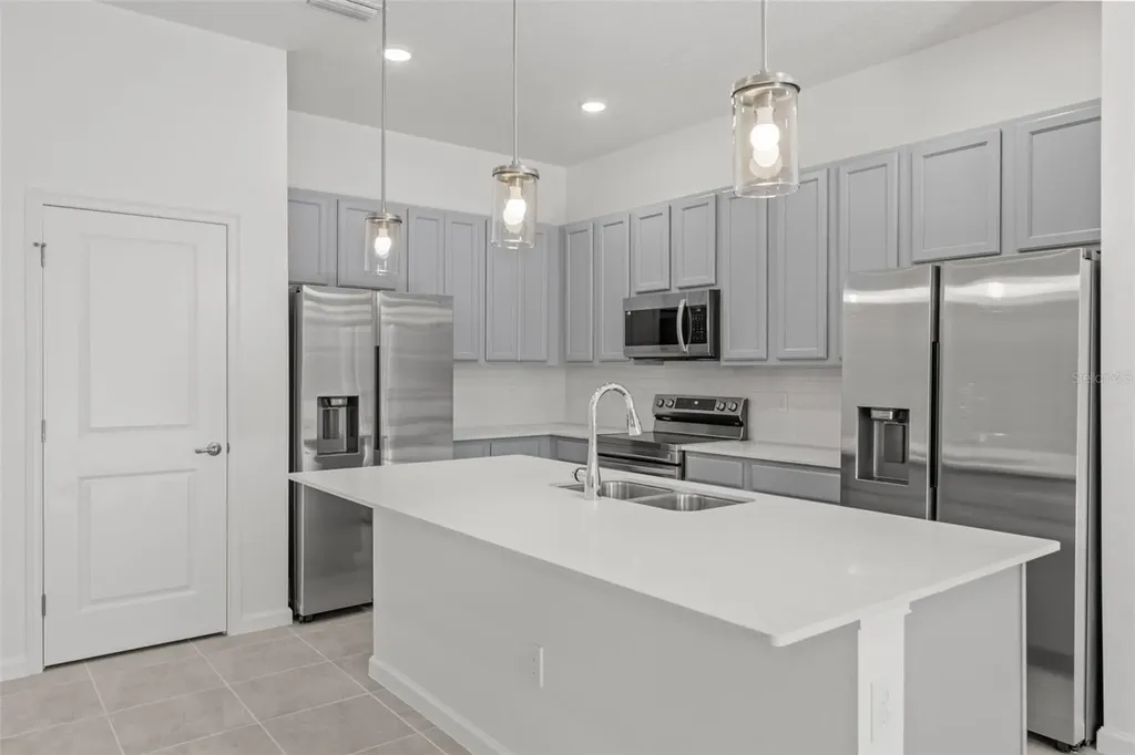 5773 High Seas Drive Orlando FL 32821