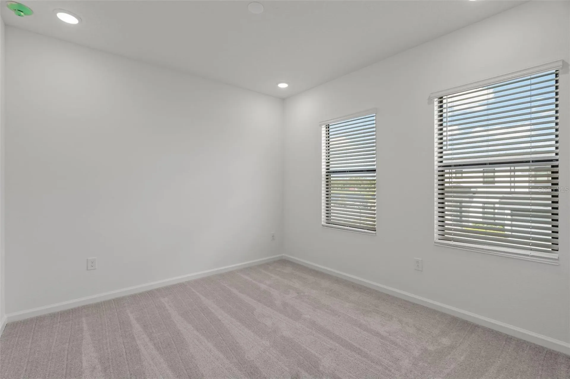 5773 High Seas Drive Orlando FL 32821