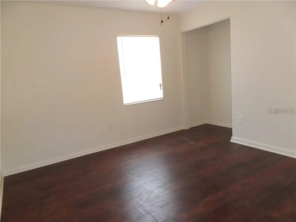 2082 Cr 44a Wildwood FL 34785