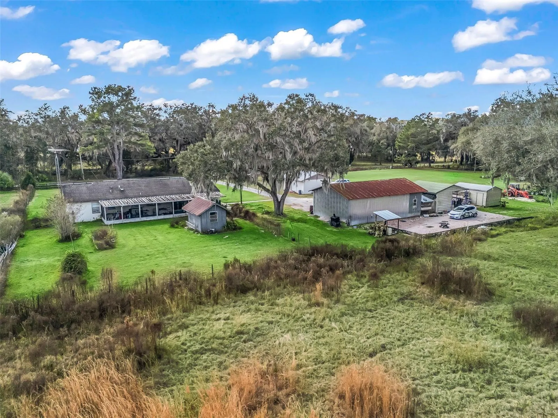 2082 Cr 44a Wildwood FL 34785