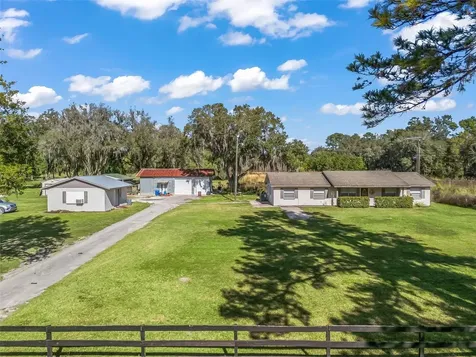 2082 Cr 44a Wildwood FL 34785