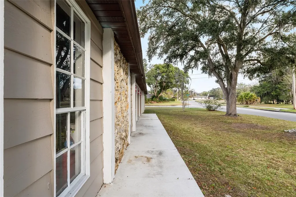 1714 SE 7th Avenue Ocala FL 34471