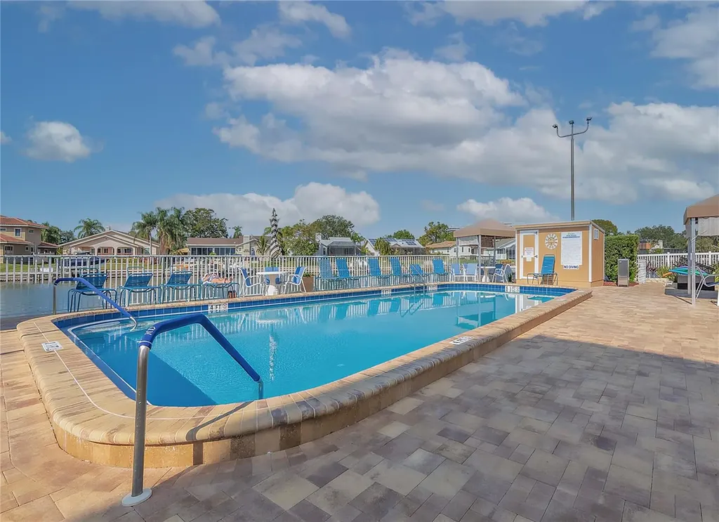 2960 59th Street S Gulfport FL 33707