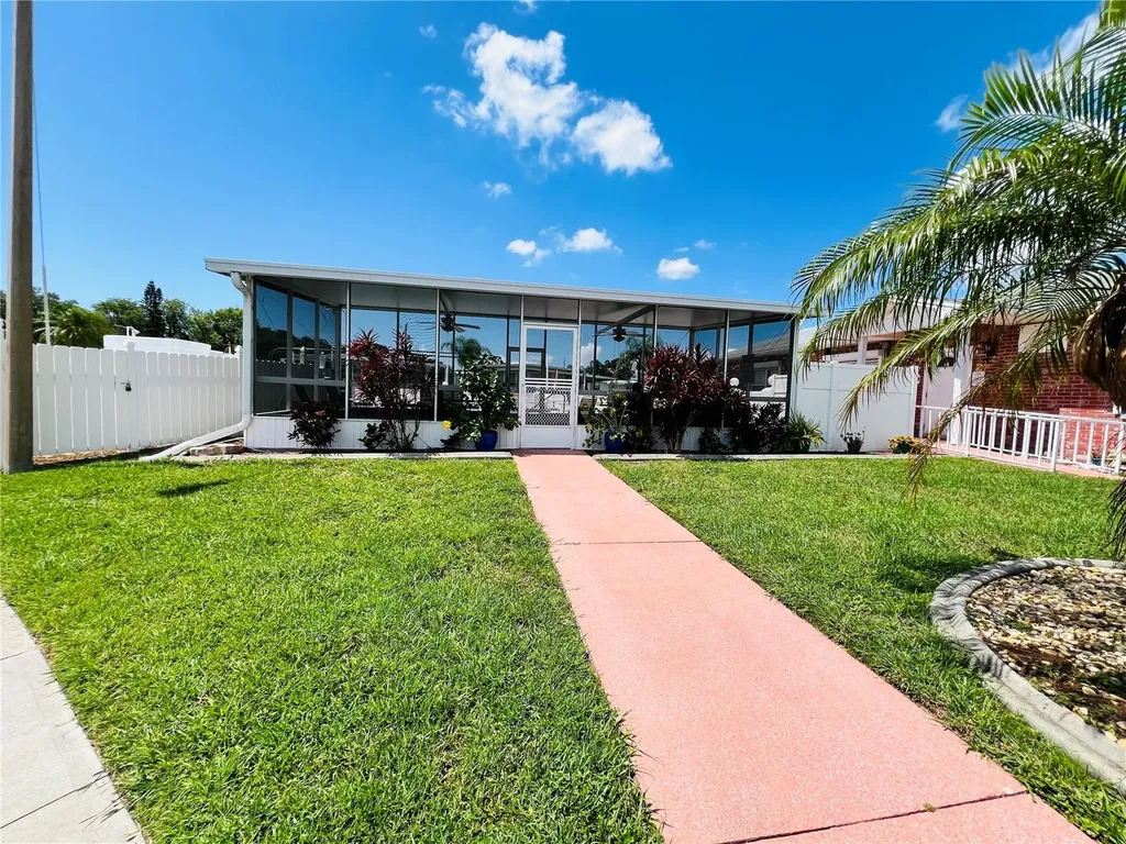 1500 County Road 1 Dunedin FL 34698