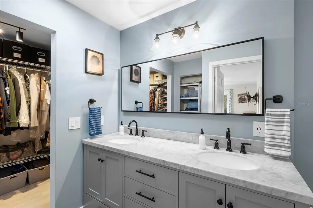 385 E Country Circle Drive Port Orange FL 32128