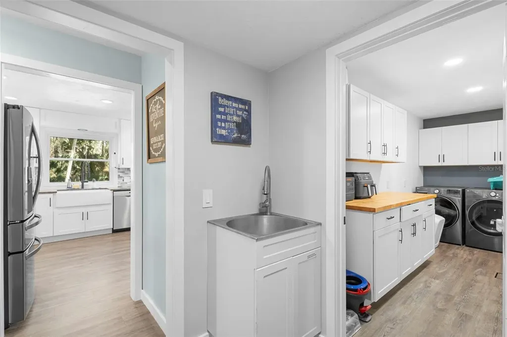 385 E Country Circle Drive Port Orange FL 32128