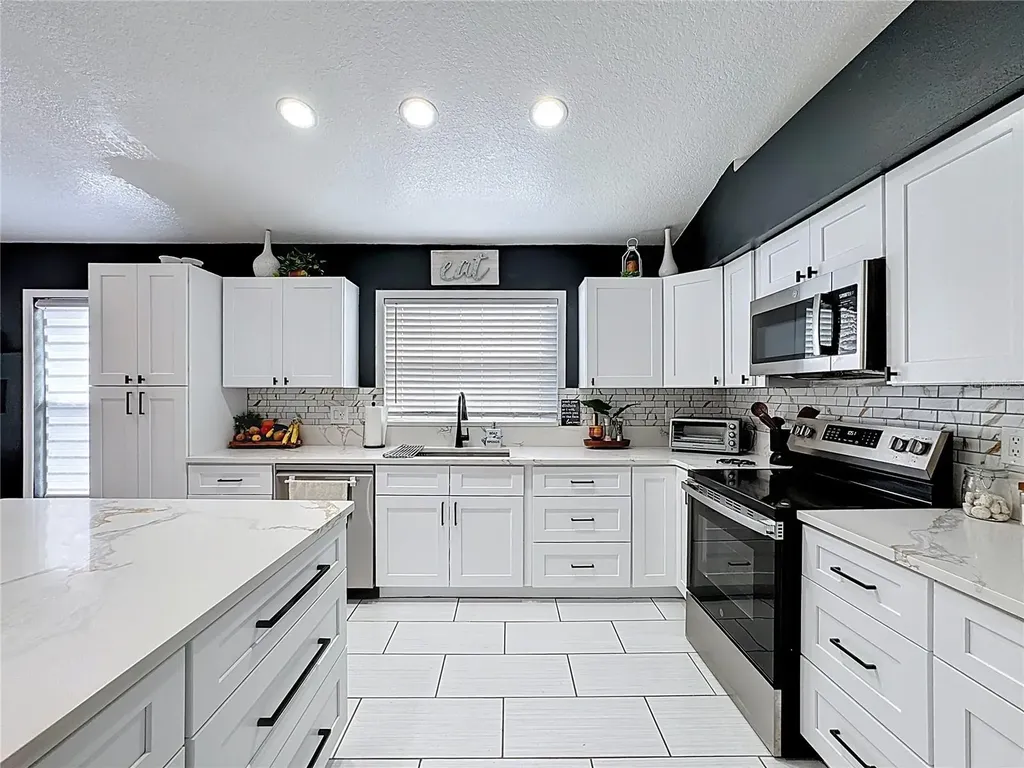 10406 Paragon Place Riverview FL 33578
