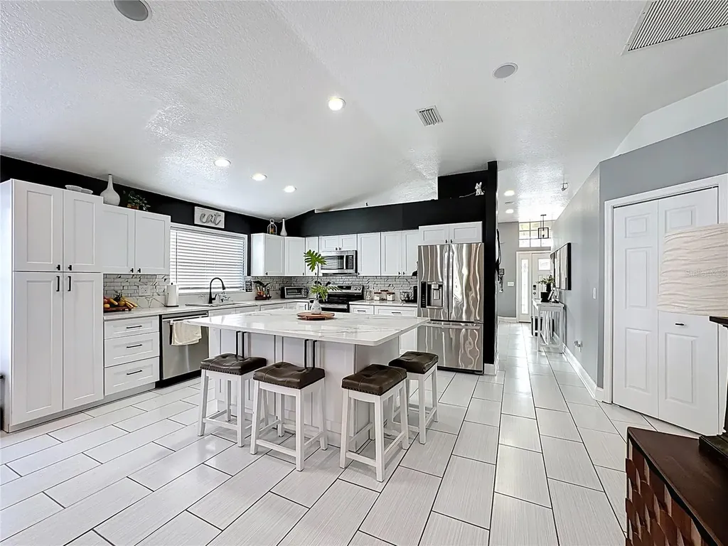 10406 Paragon Place Riverview FL 33578