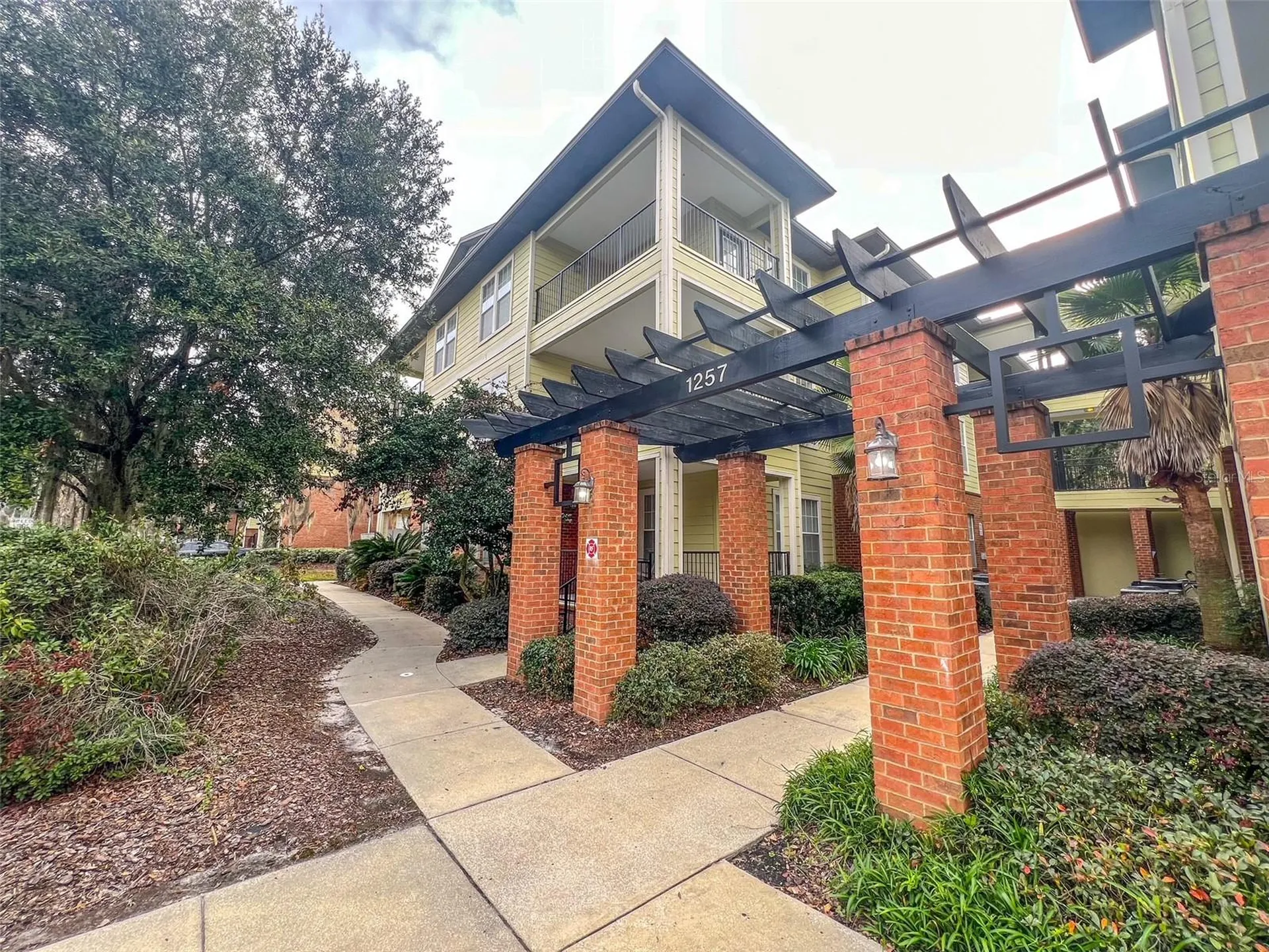 1257 SW 9th Road Gainesville FL 32601