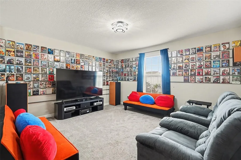 17206 White Mangrove Drive Wimauma FL 33598