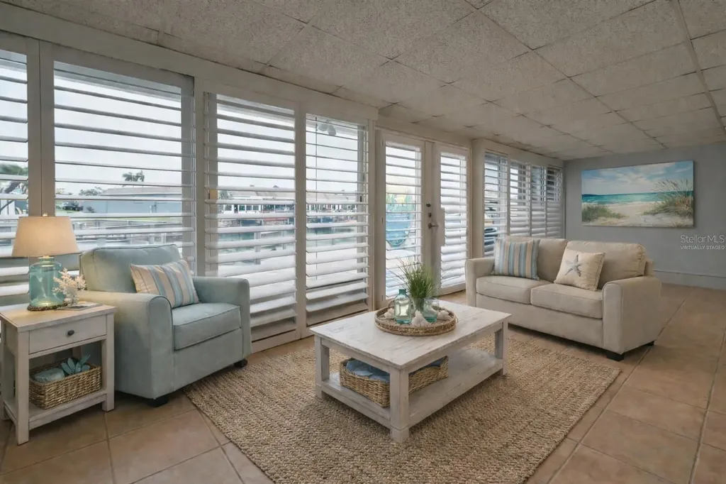 350 Boca Ciega Point Boulevard St Petersburg FL 33708
