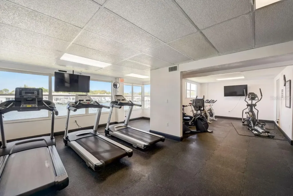 350 Boca Ciega Point Boulevard St Petersburg FL 33708
