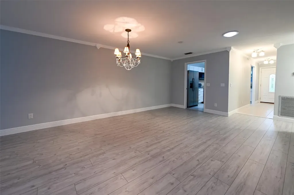 350 Boca Ciega Point Boulevard St Petersburg FL 33708