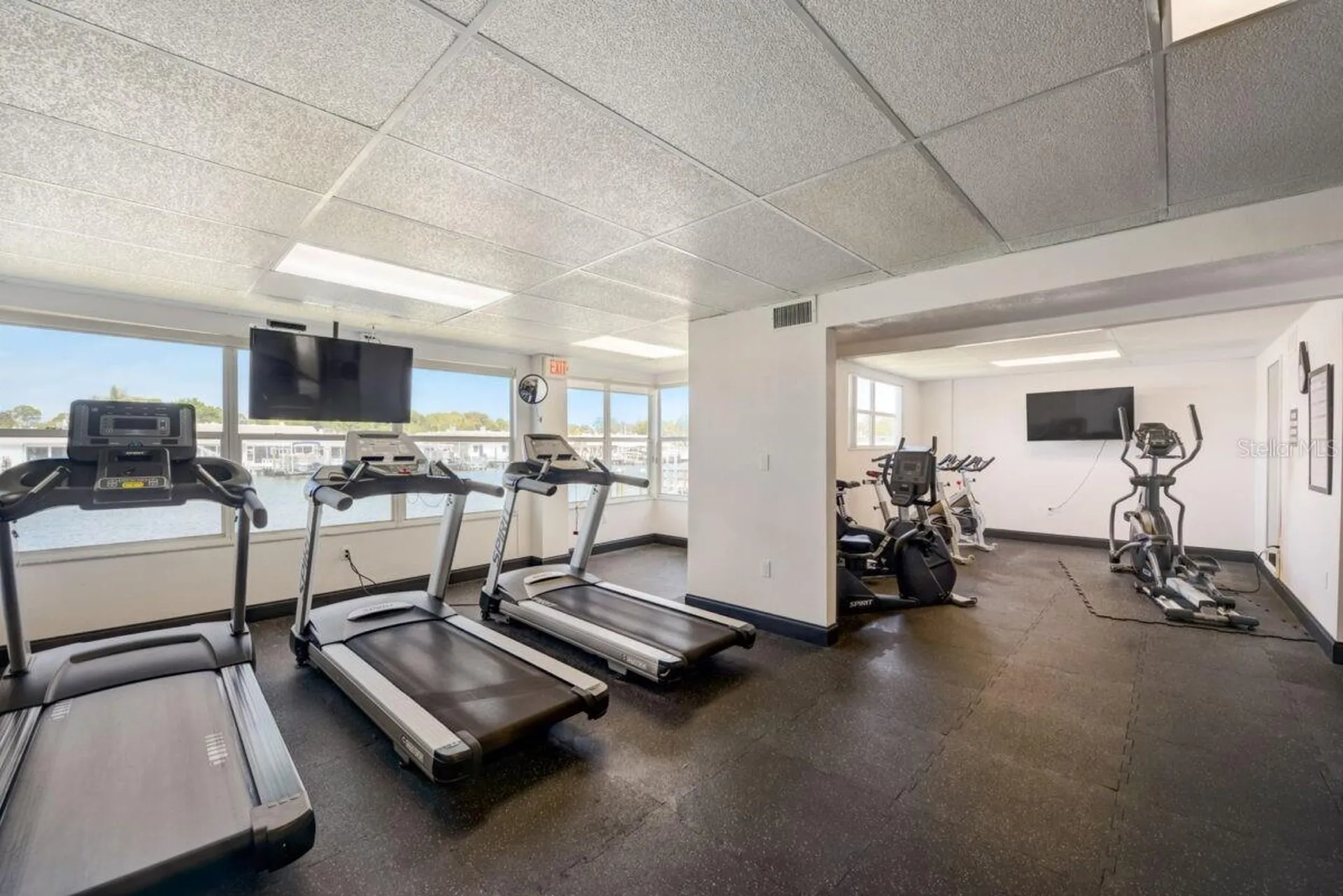 350 Boca Ciega Point Boulevard St Petersburg FL 33708