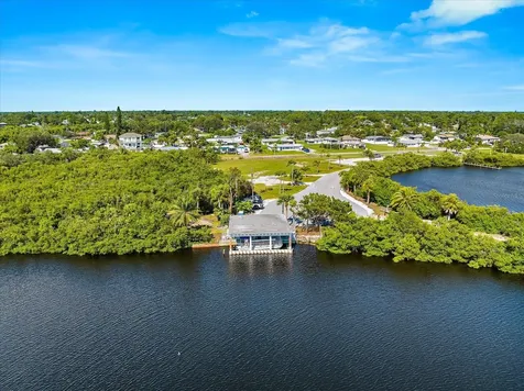 615 May Apple Way Venice FL 34293