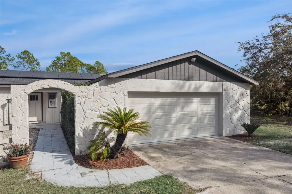 30109 Coconut Avenue Eustis FL 32736