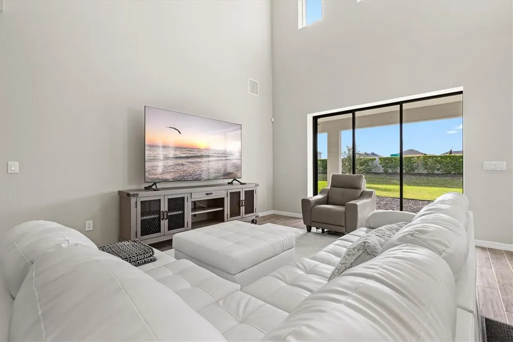 9312 Tequila Sunrise Drive Sarasota FL 34241