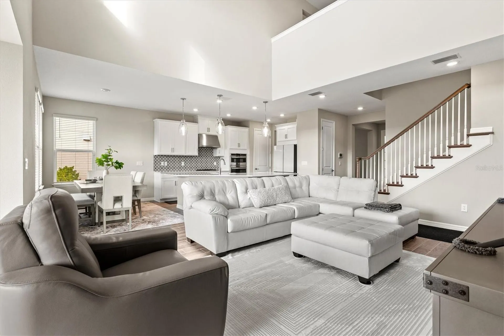 9312 Tequila Sunrise Drive Sarasota FL 34241
