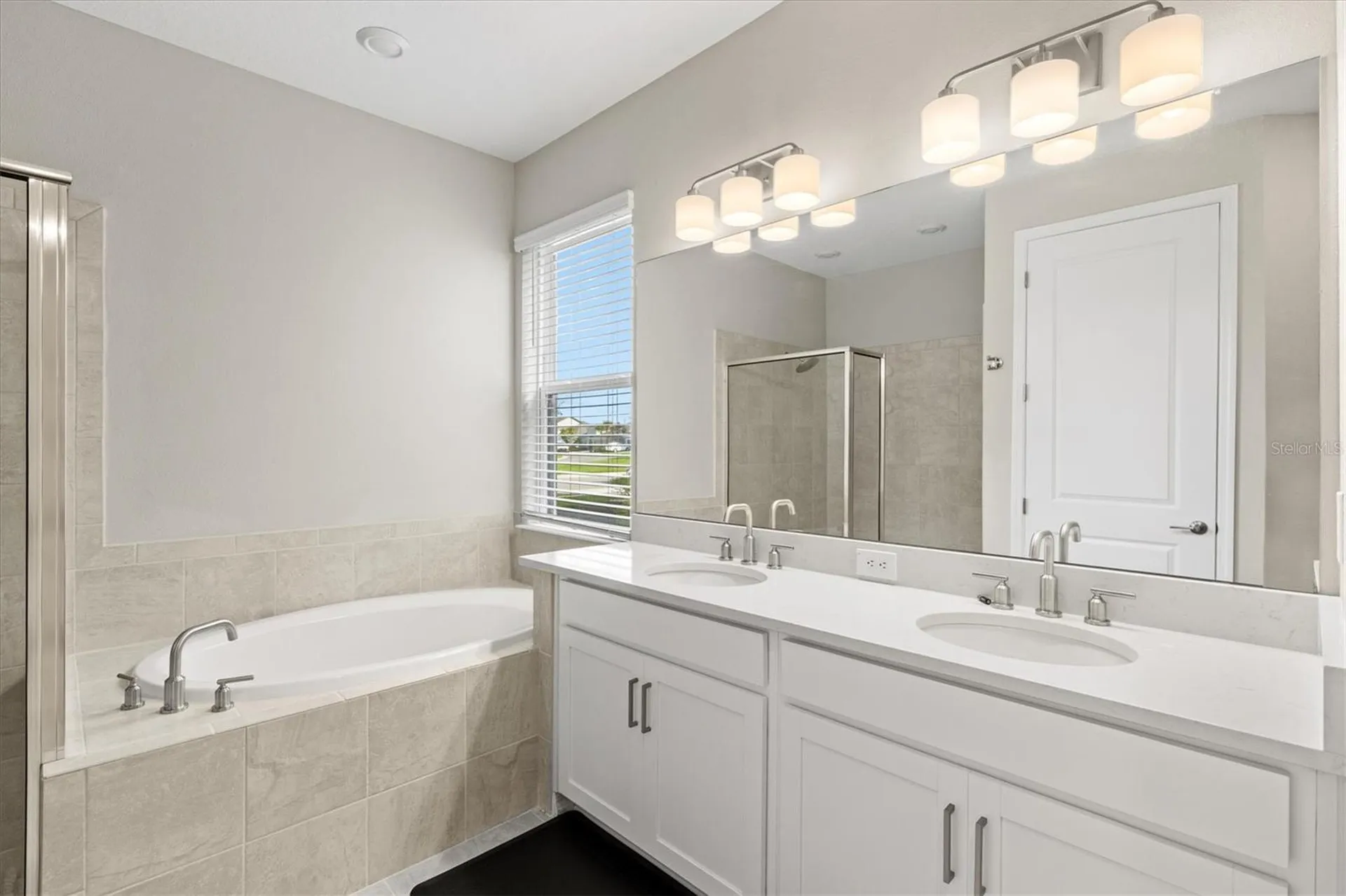 9312 Tequila Sunrise Drive Sarasota FL 34241