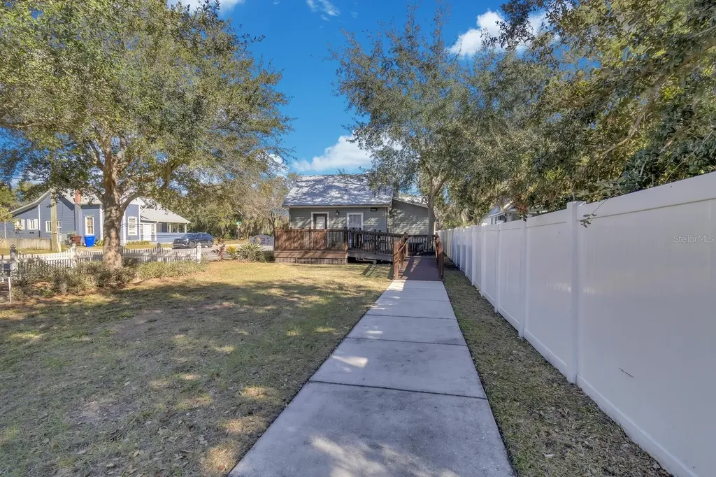 702 Mabbette Street Kissimmee FL 34741