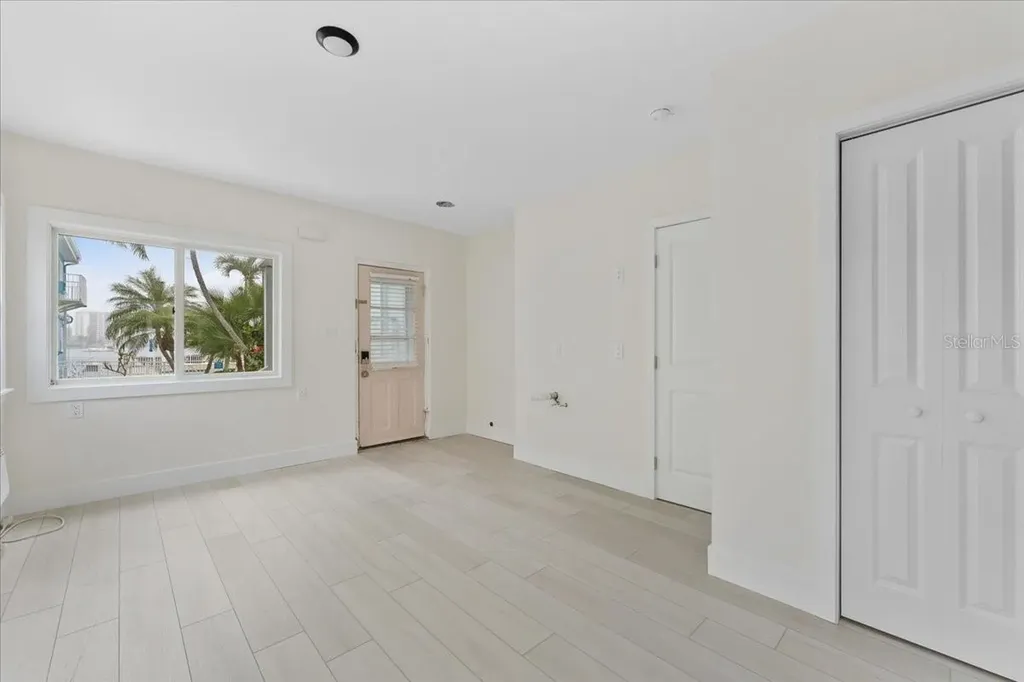 483 E Shore Drive Clearwater FL 33767