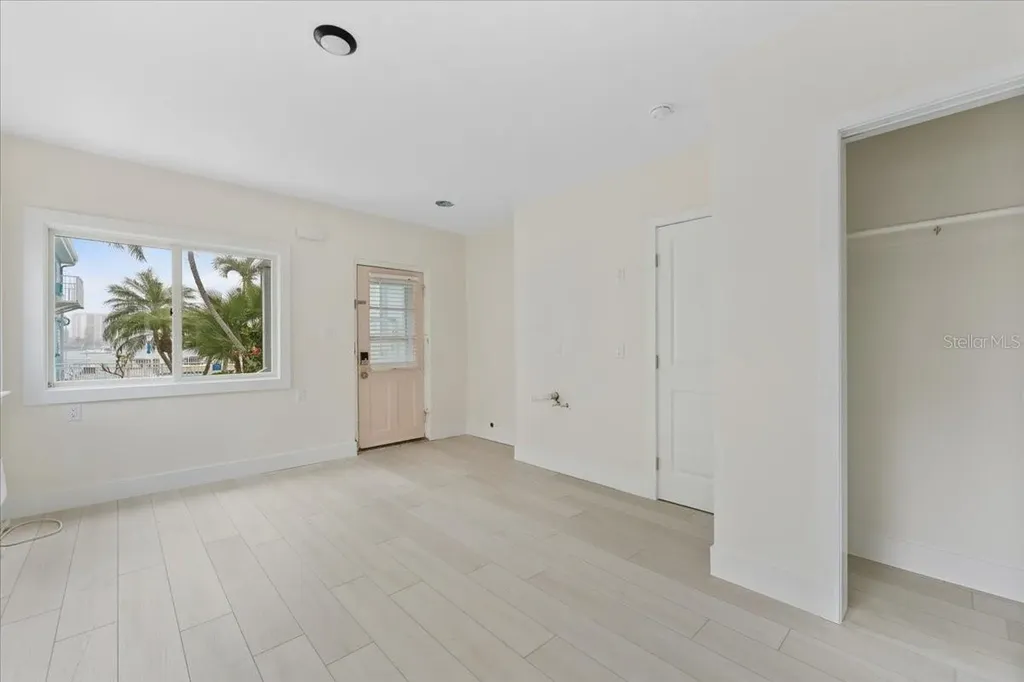 483 E Shore Drive Clearwater FL 33767