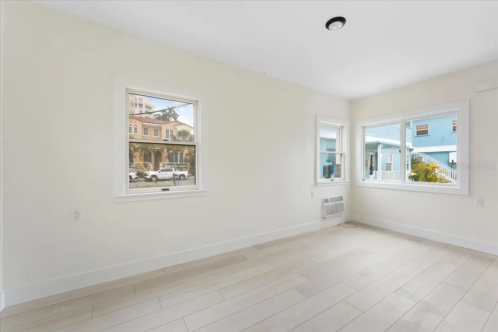 483 E Shore Drive Clearwater FL 33767