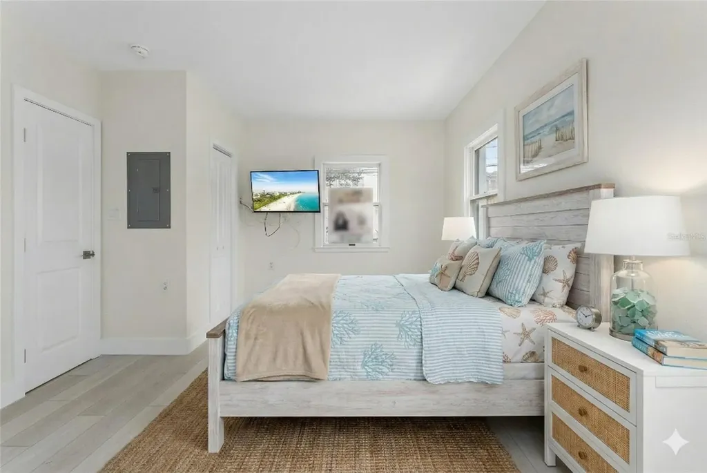 483 E Shore Drive Clearwater FL 33767