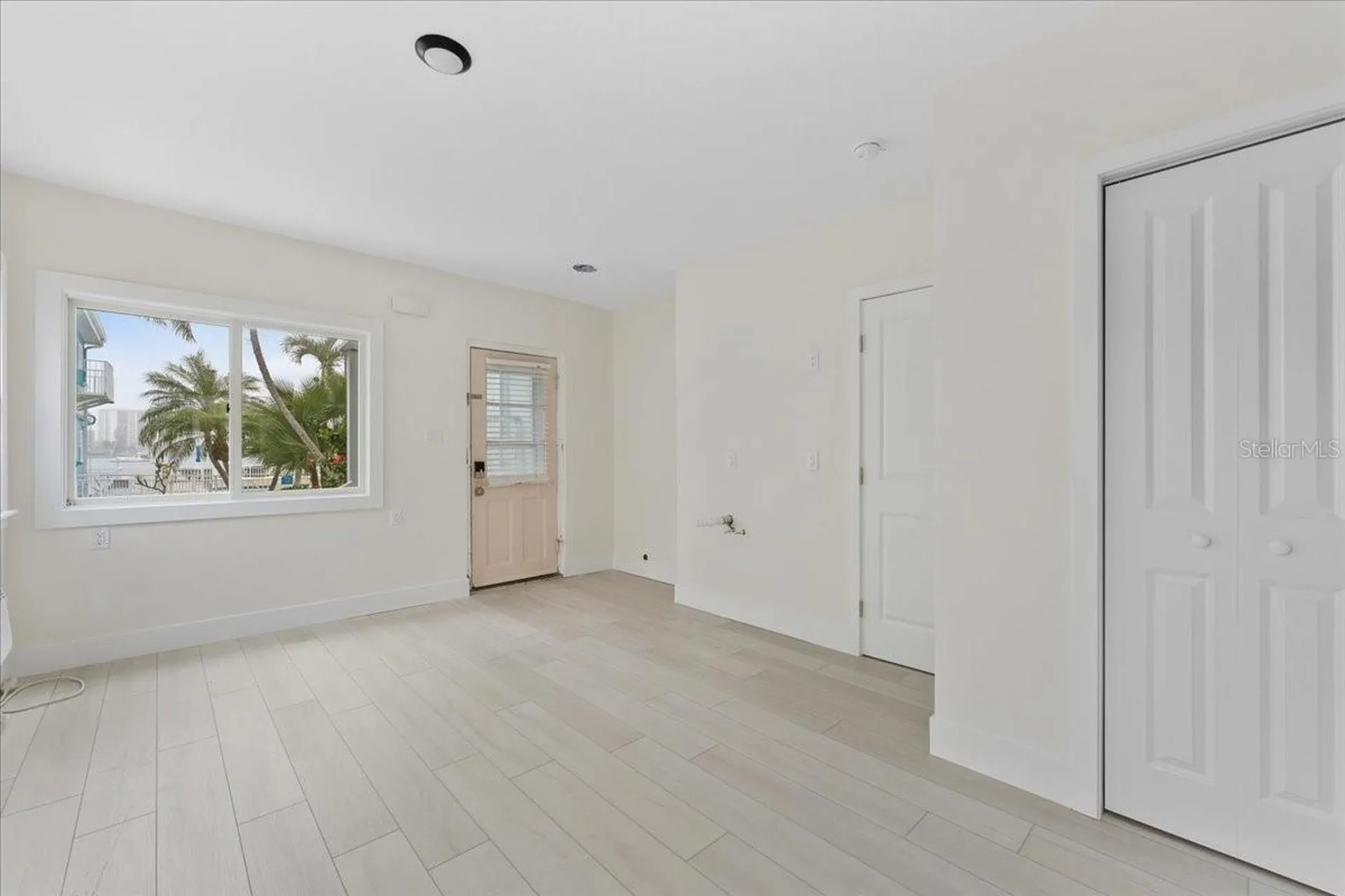 483 E Shore Drive Clearwater FL 33767