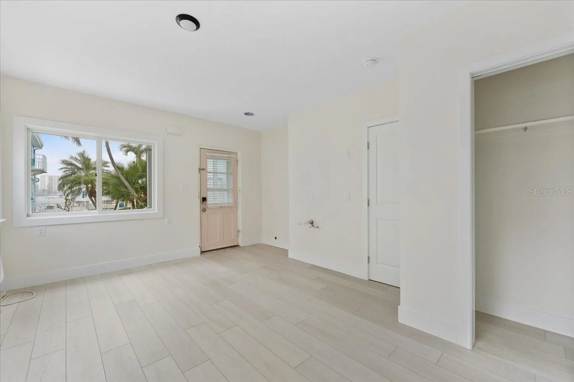 483 E Shore Drive Clearwater FL 33767