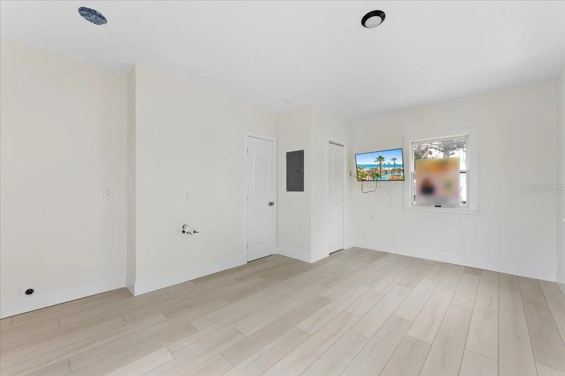 483 E Shore Drive Clearwater FL 33767