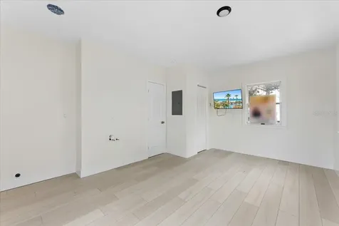 483 E Shore Drive Clearwater FL 33767