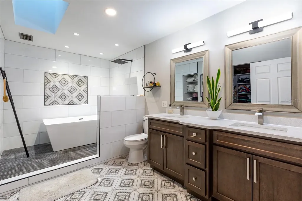 10237 SW 12th Place Gainesville FL 32607