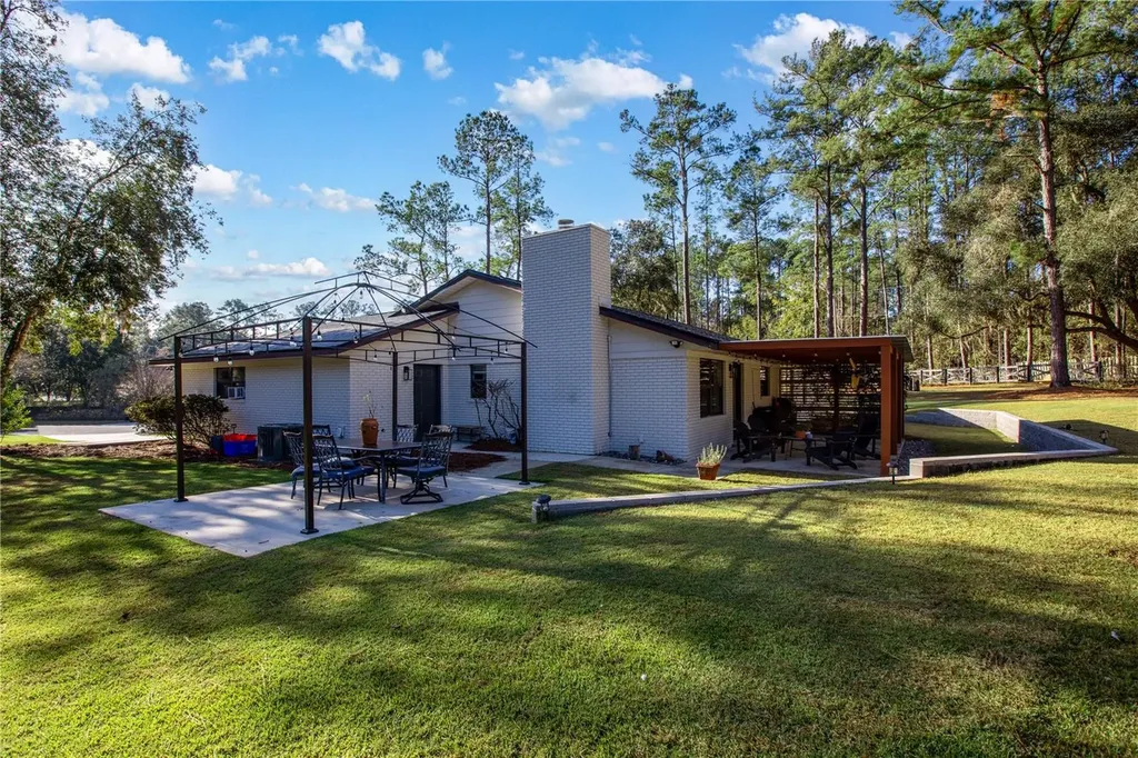 10237 SW 12th Place Gainesville FL 32607