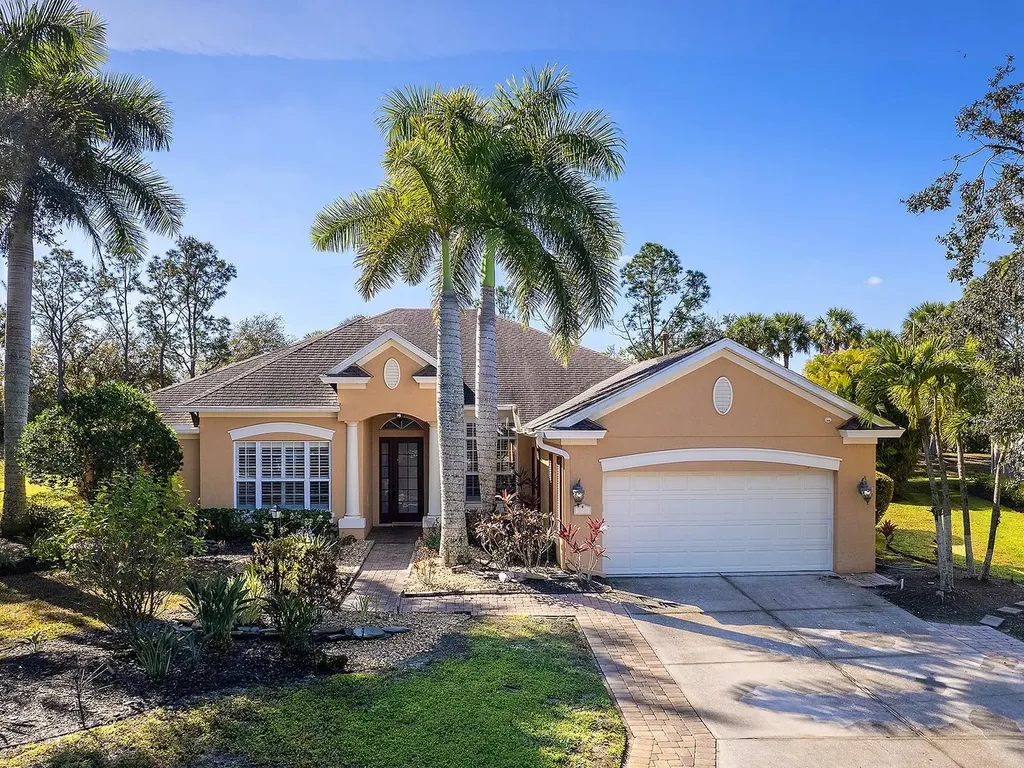 8318 Planters Knoll Terrace Bradenton FL 34201