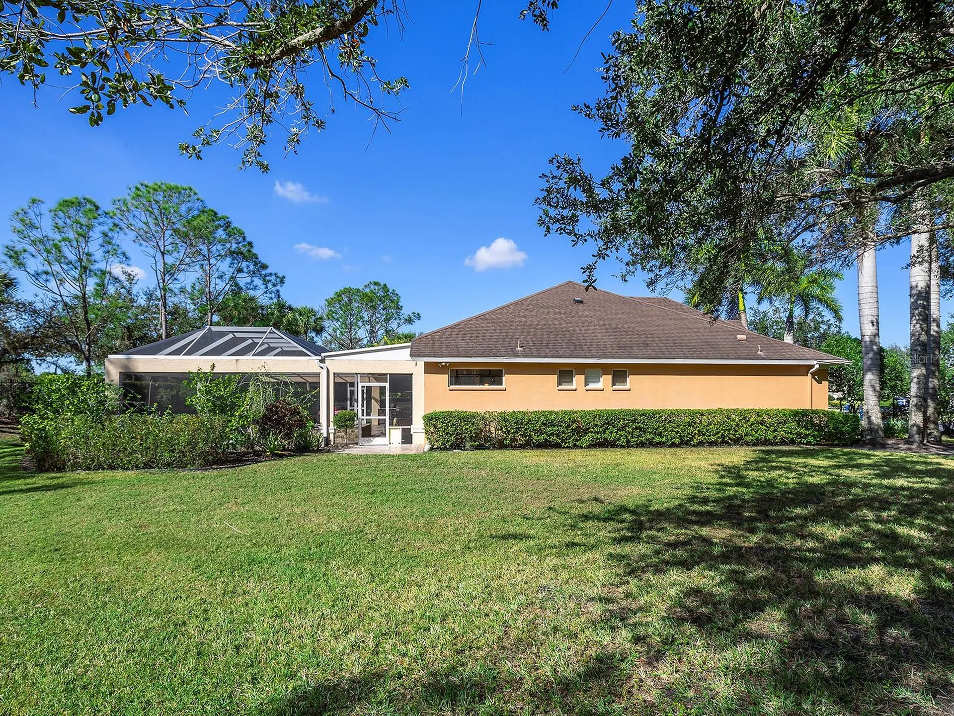 8318 Planters Knoll Terrace Bradenton FL 34201