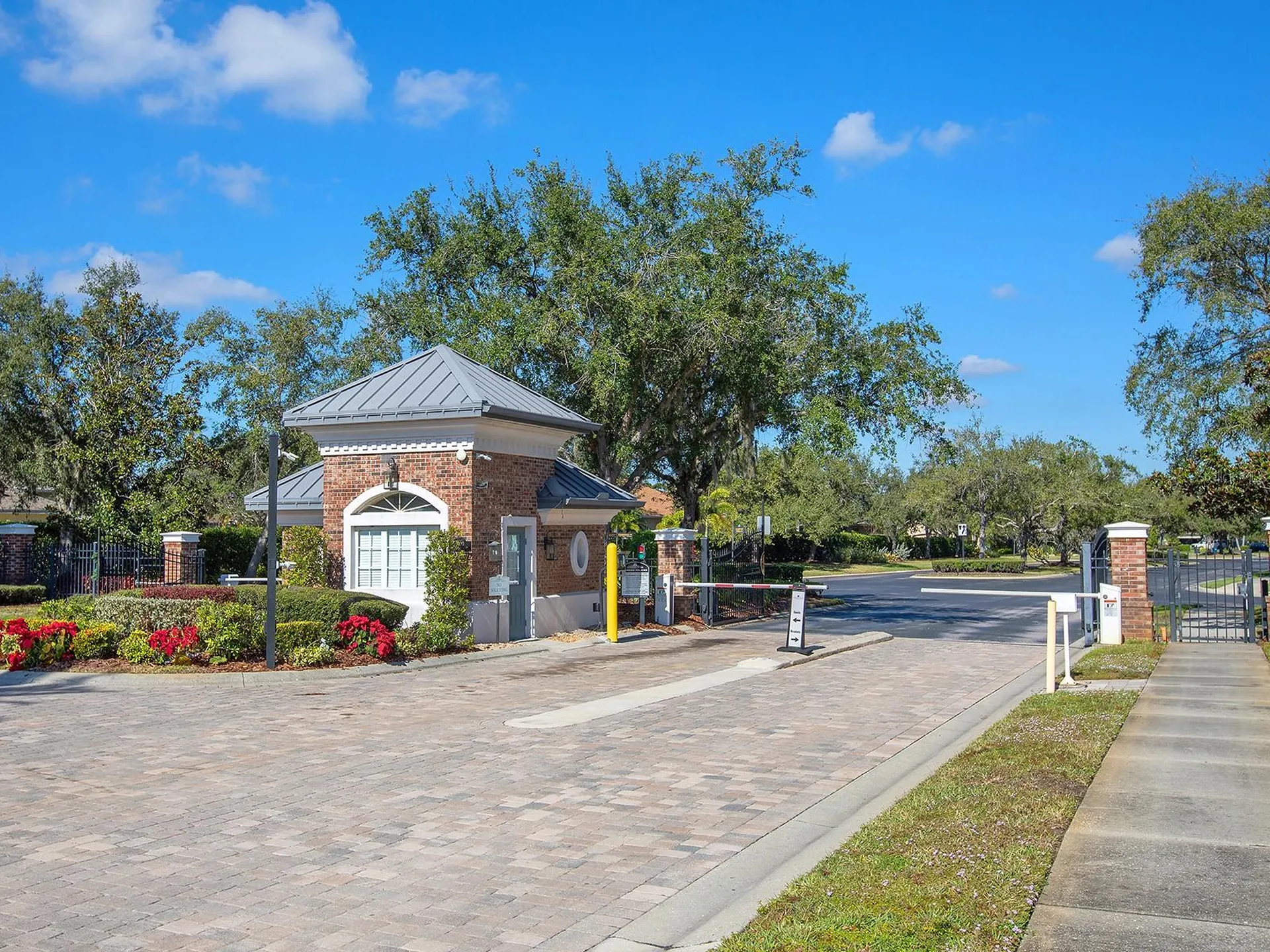 8318 Planters Knoll Terrace Bradenton FL 34201