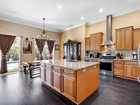 8318 Planters Knoll Terrace Bradenton FL 34201