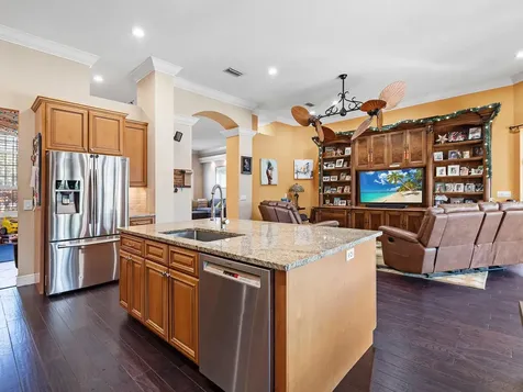 8318 Planters Knoll Terrace Bradenton FL 34201
