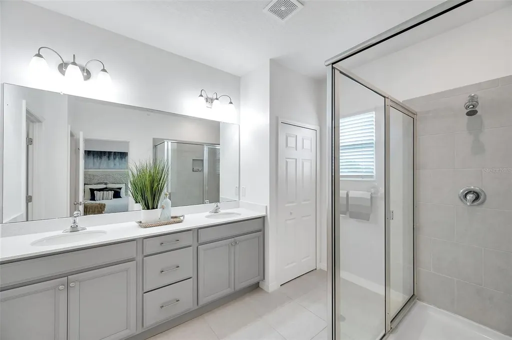 5728 Skytop Drive Lithia FL 33547