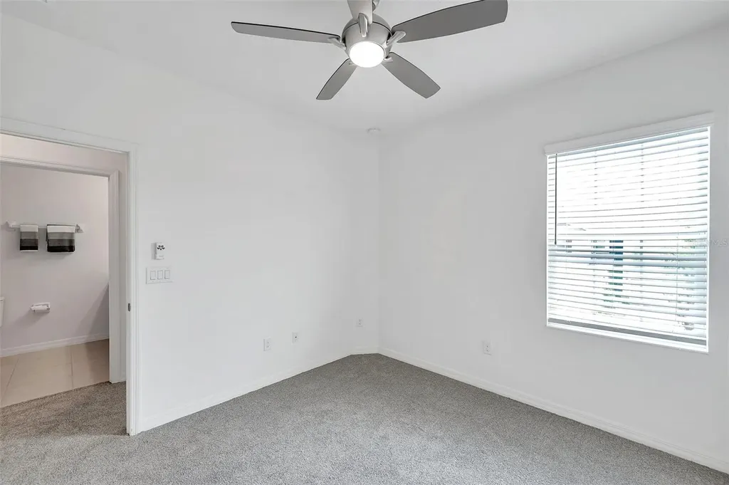 5728 Skytop Drive Lithia FL 33547
