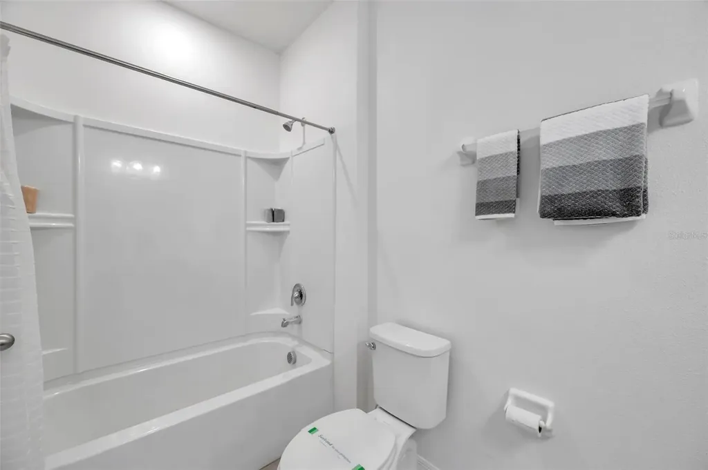 5728 Skytop Drive Lithia FL 33547