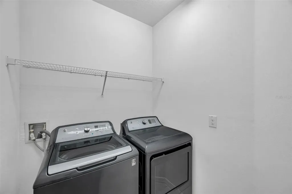 5728 Skytop Drive Lithia FL 33547