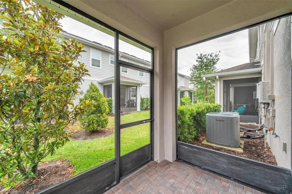 5728 Skytop Drive Lithia FL 33547