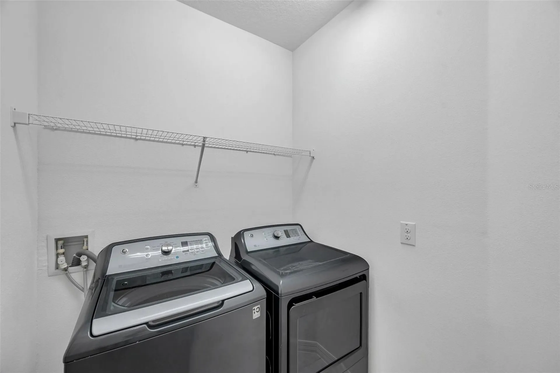 5728 Skytop Drive Lithia FL 33547