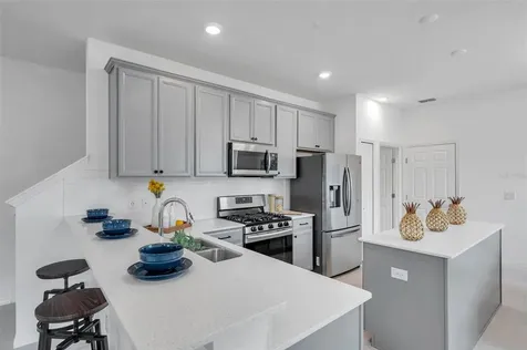 5728 Skytop Drive Lithia FL 33547