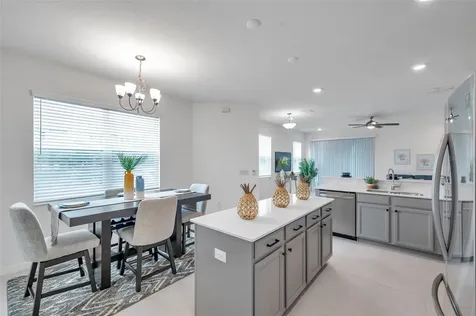 5728 Skytop Drive Lithia FL 33547