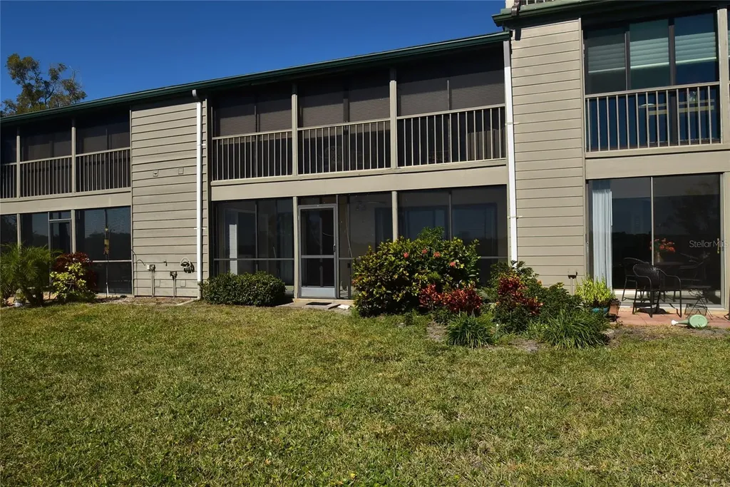 1518 Pelican Point Drive Sarasota FL 34231