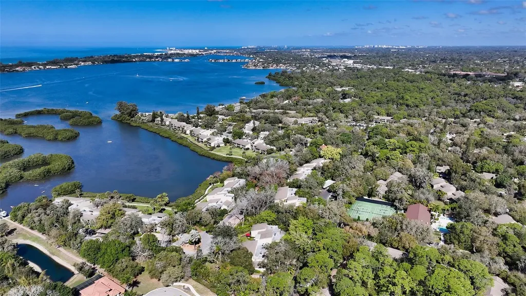 1518 Pelican Point Drive Sarasota FL 34231