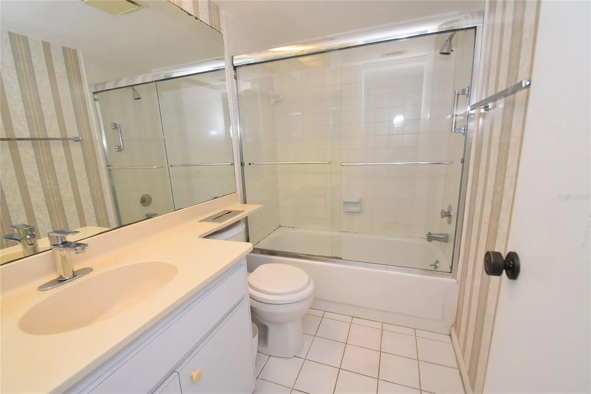 1518 Pelican Point Drive Sarasota FL 34231